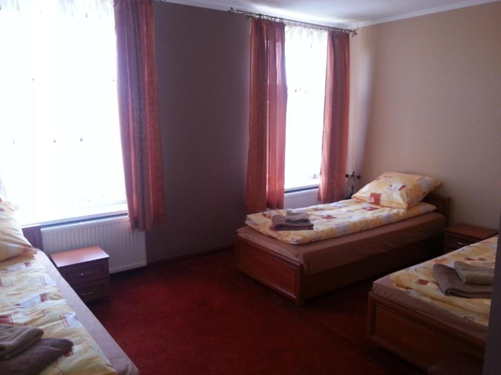 Hotelik Parkowy Legnica Oda fotoğraf
