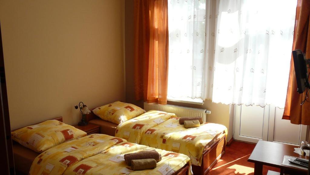 Hotelik Parkowy Legnica Oda fotoğraf